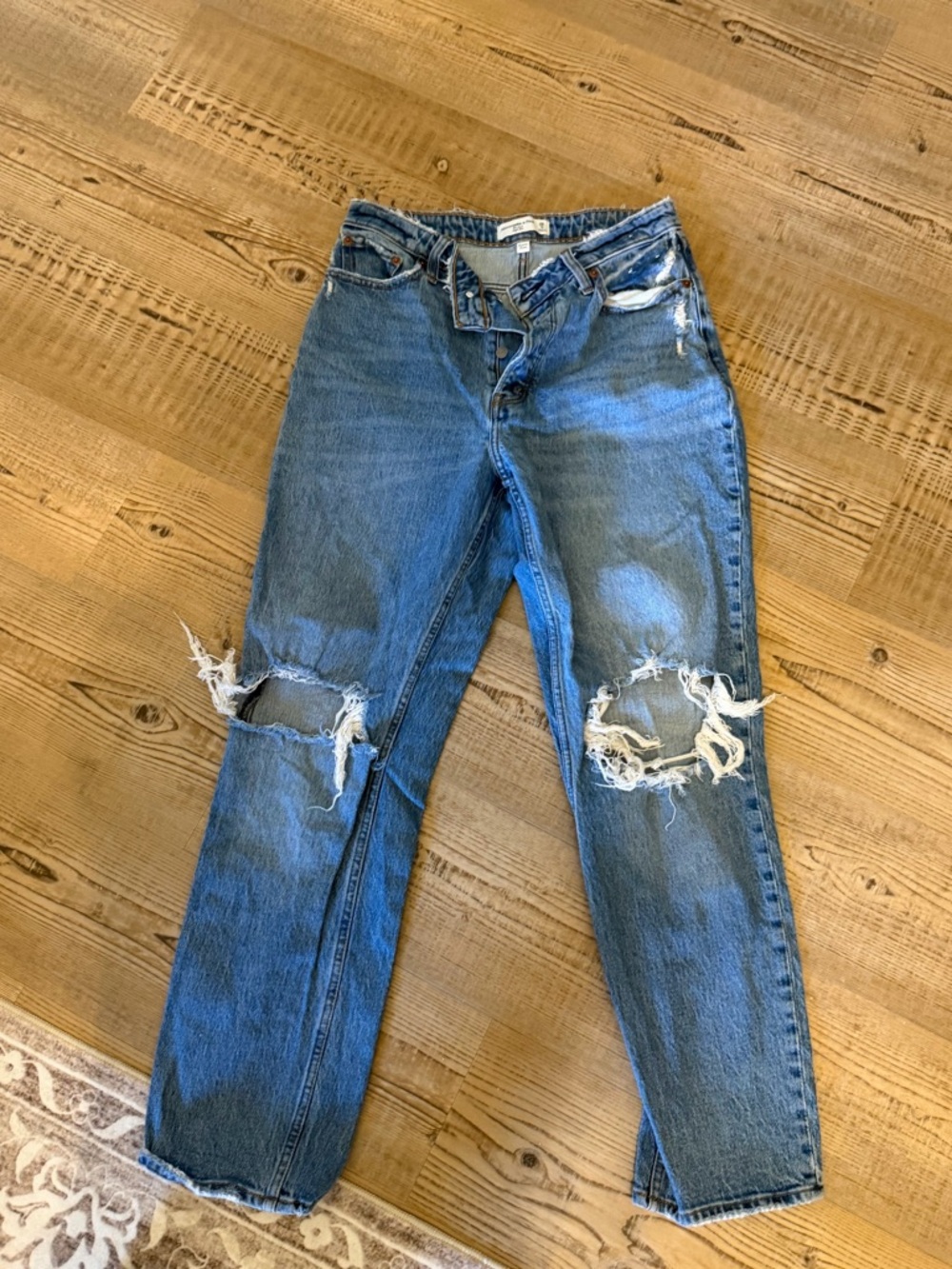 Abercrombie Women’s Curve Love Dad Jeans